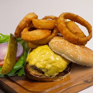 ULTIMATE CHEESEBURGER